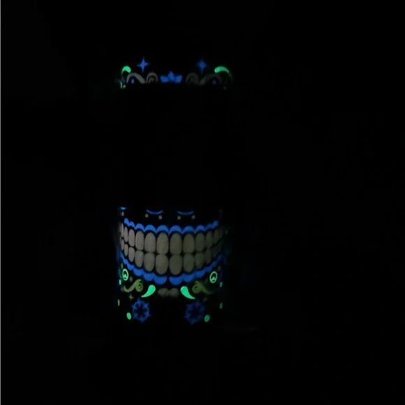 Owala ColorDrop Sugar Skull Day of the dead 32Oz IN HAND Glow in Dark - Picture 2 of 9